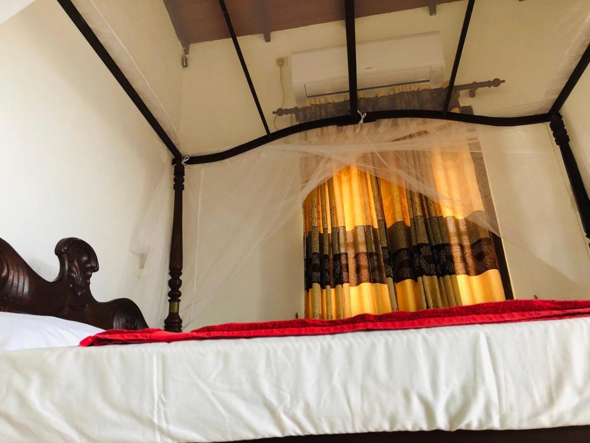 ウナワトゥナ Blue Sea View Bed & Breakfast エクステリア 写真