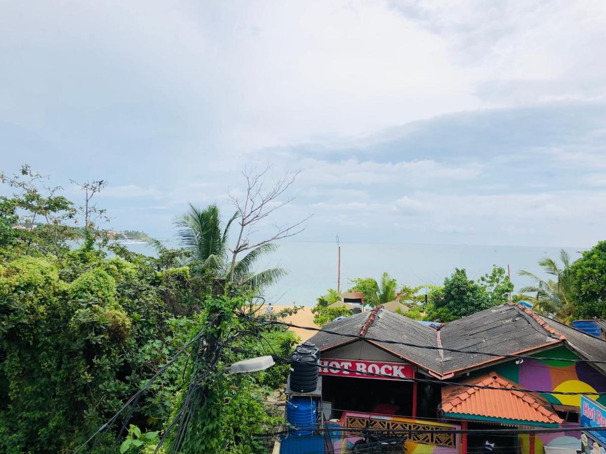 ウナワトゥナ Blue Sea View Bed & Breakfast エクステリア 写真